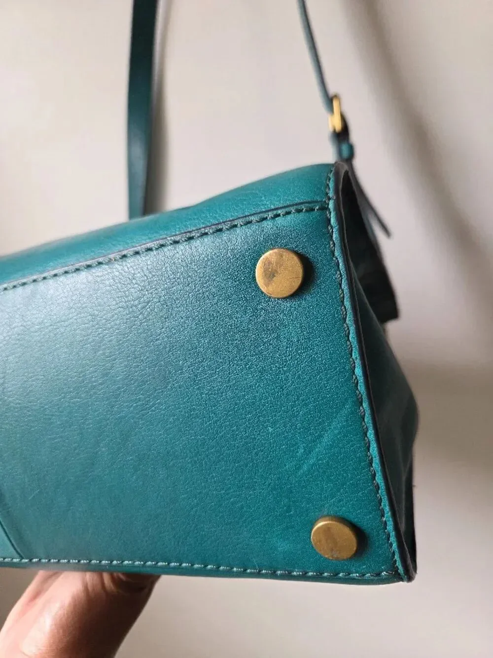 EUC BEAUTIFUL FOSSIL COW HIDE GENUINE LEATHER TEAL SATCHEL